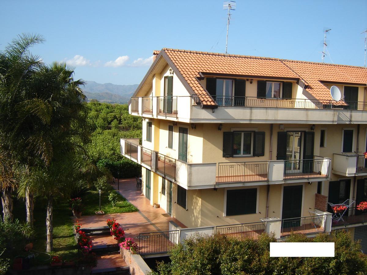 B&B Villa San Leonardo Mascali Exterior foto